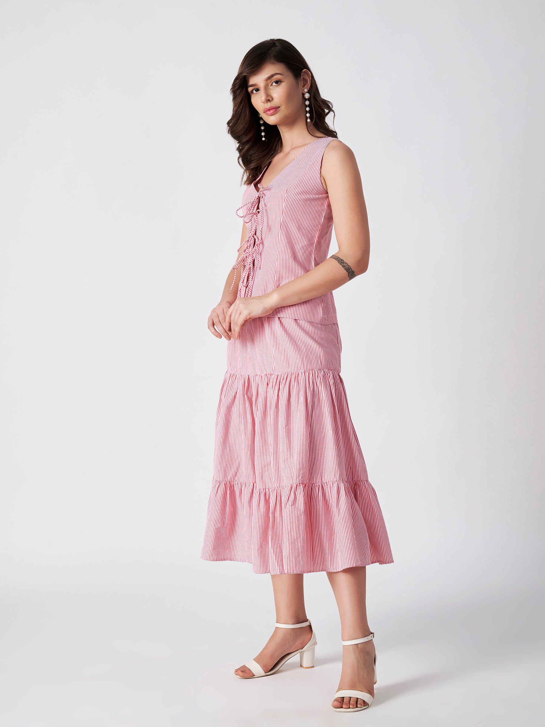 PINK PETAL TIE-FRONT TOP