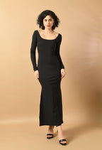 Black Chic Curvature