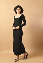 Black Chic Curvature